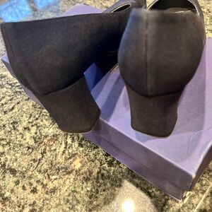 Stuart Weitzman navy herls